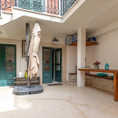 Coastal Villa - Old Dalmatian House * Makarska