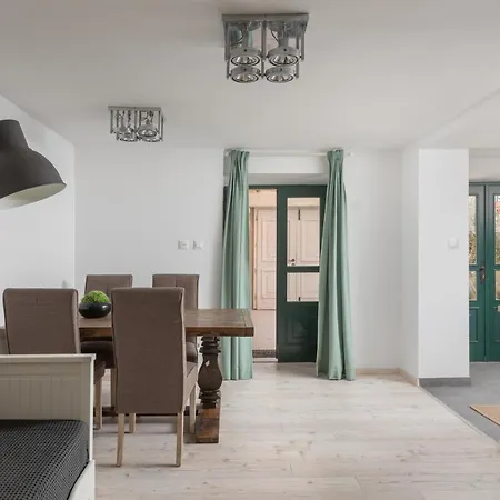 Coastal Villa - Old Dalmatian House * Makarska